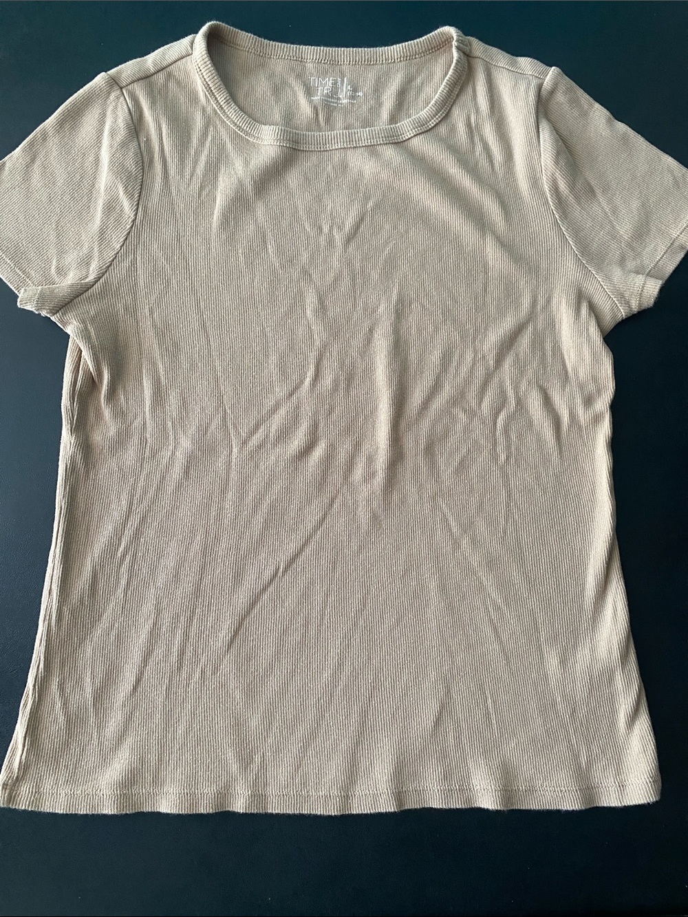 Women's Short Sleeve Crewneck Tee in Tan